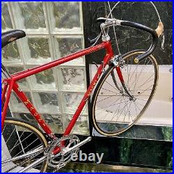 (SIZE 54cm) 1984 MAGNI FERRARI ROAD BIKE CAMPAGNOLO ICS SUPER RECORD CINELLI