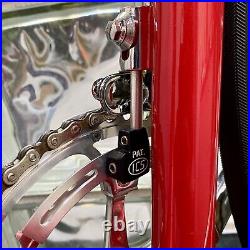 (SIZE 54cm) 1984 MAGNI FERRARI ROAD BIKE CAMPAGNOLO ICS SUPER RECORD CINELLI
